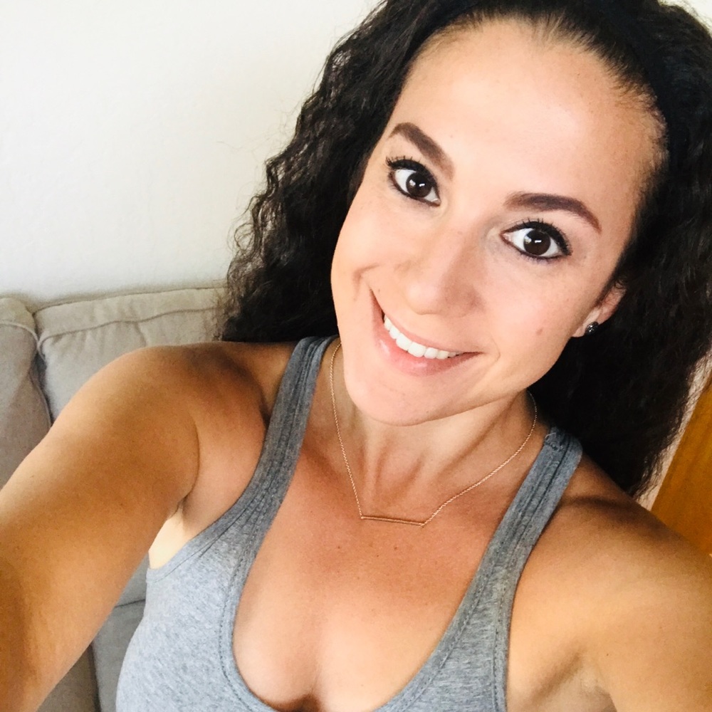 Meet your Posher, Stephanie